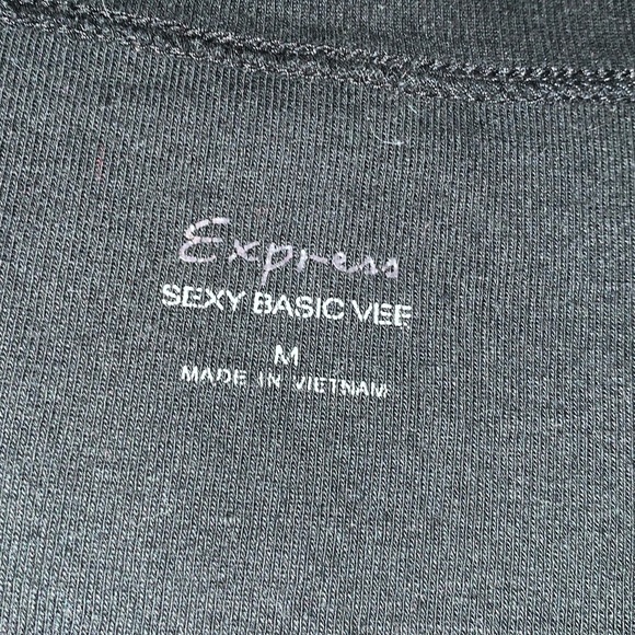 Woman's EXPRESS Bundle (X 3)  -- Black Jeans Size 6 -- Long and short sleeve top - Picture 3 of 8